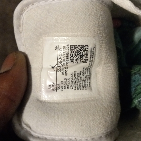 Nike jordan 1's all white leather size 6.5 - Picture 4 of 4